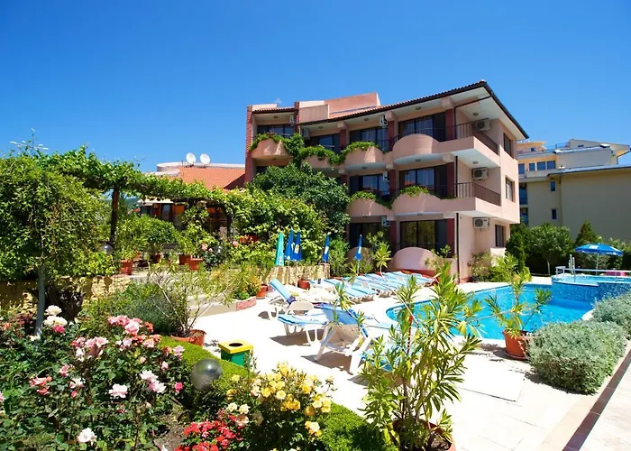 Family Rainbow Hotel 2*