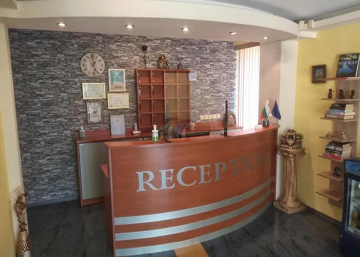 Family Rainbow 2* Sveti Vlas